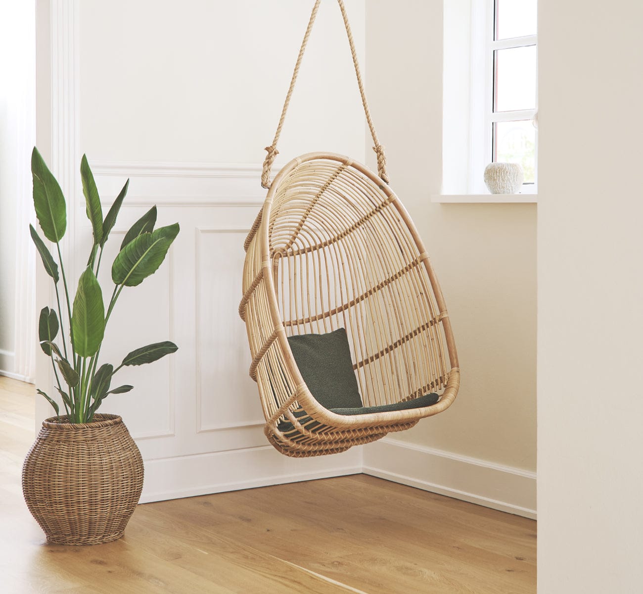 Renoir hanging chair in natural rattan