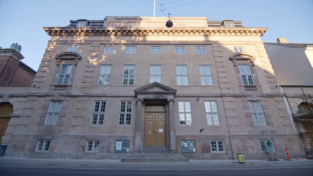 The 1787 façade of the Royal Surgical Academy on Bredgade