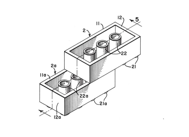 Drawing of two bricks with the tubes inside