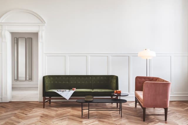 Palette JH7 in a living room