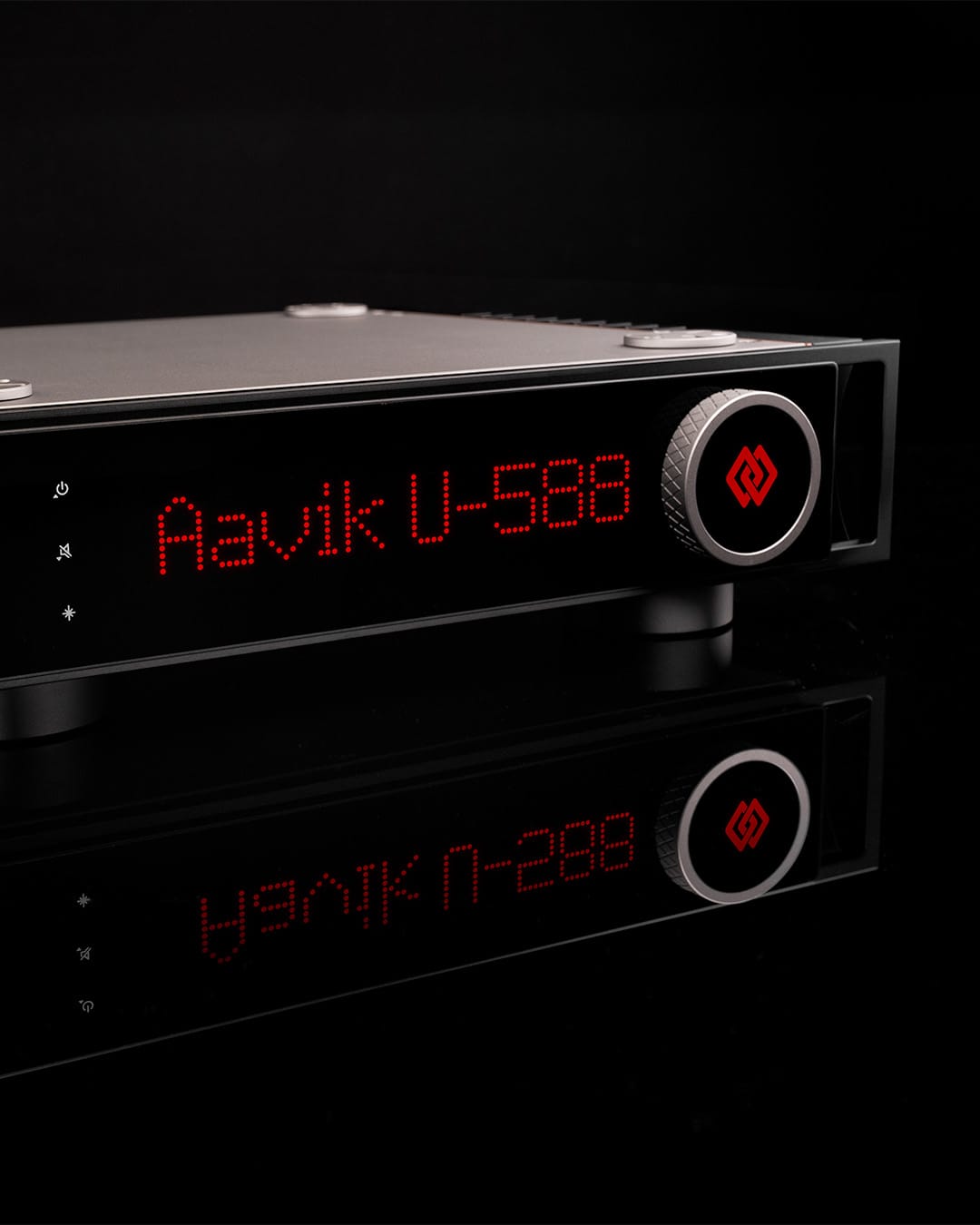 The U-588 amplifier