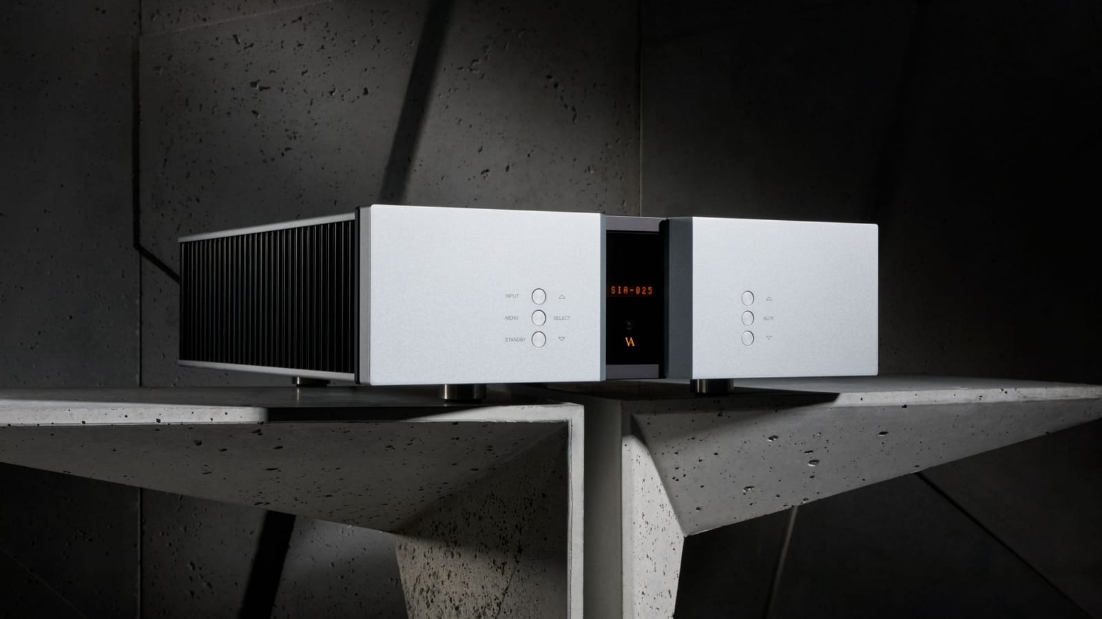 The SIA-025 Mk.II in Warm Silver