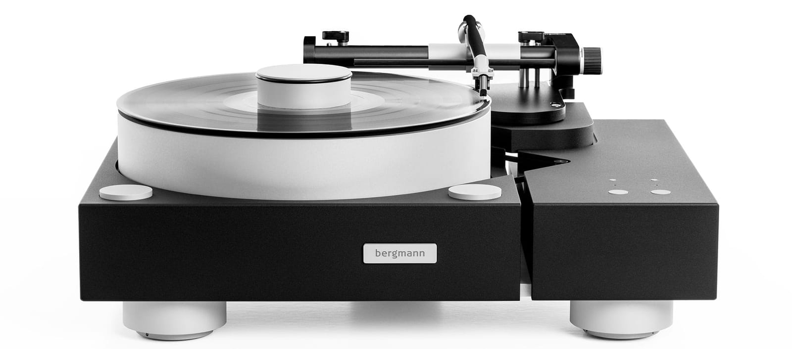 A Bergmann air-bearing turntable with its linear-tracking tonearm