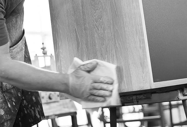 Machining solid wood in the workshop