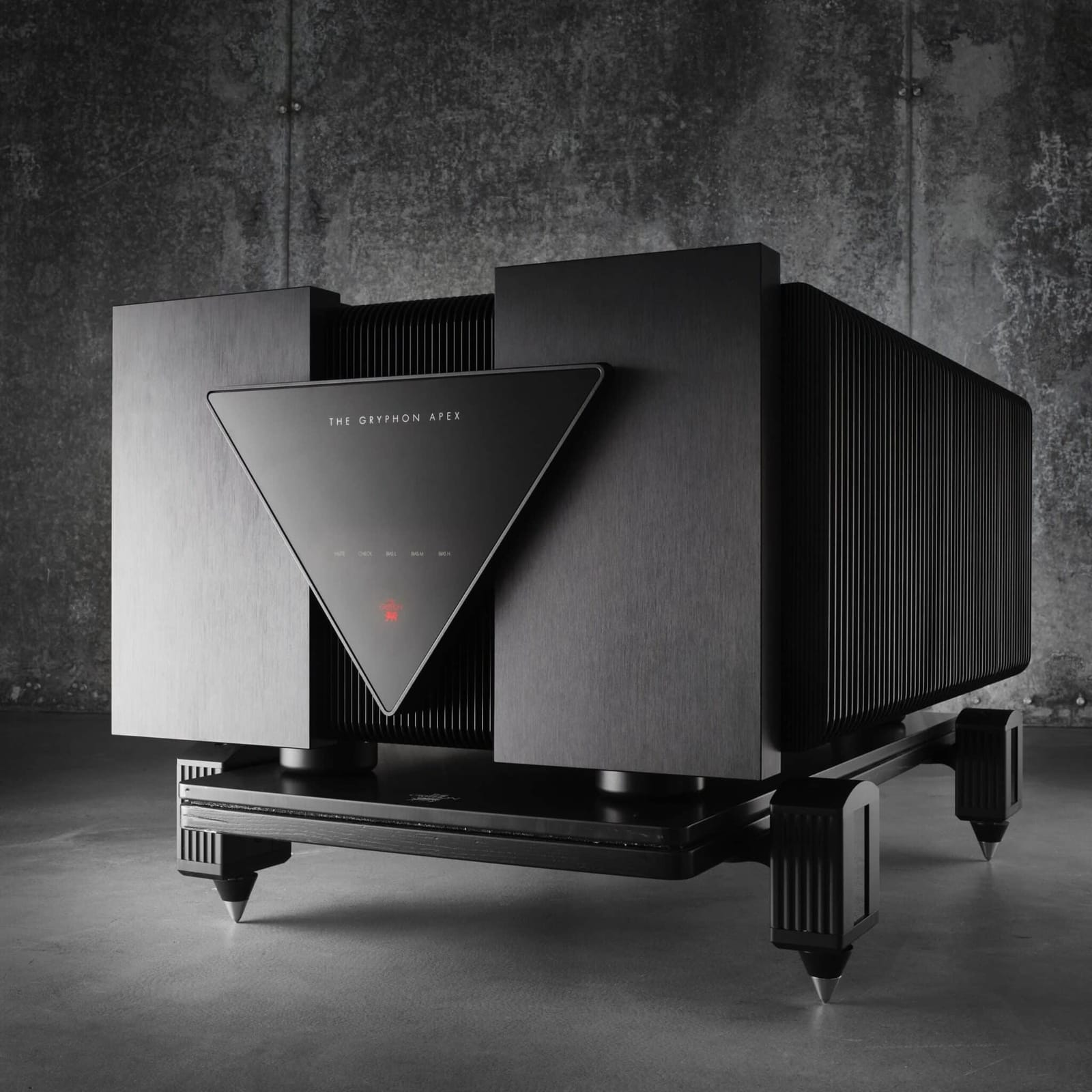 The Apex power amplifier on its stand
