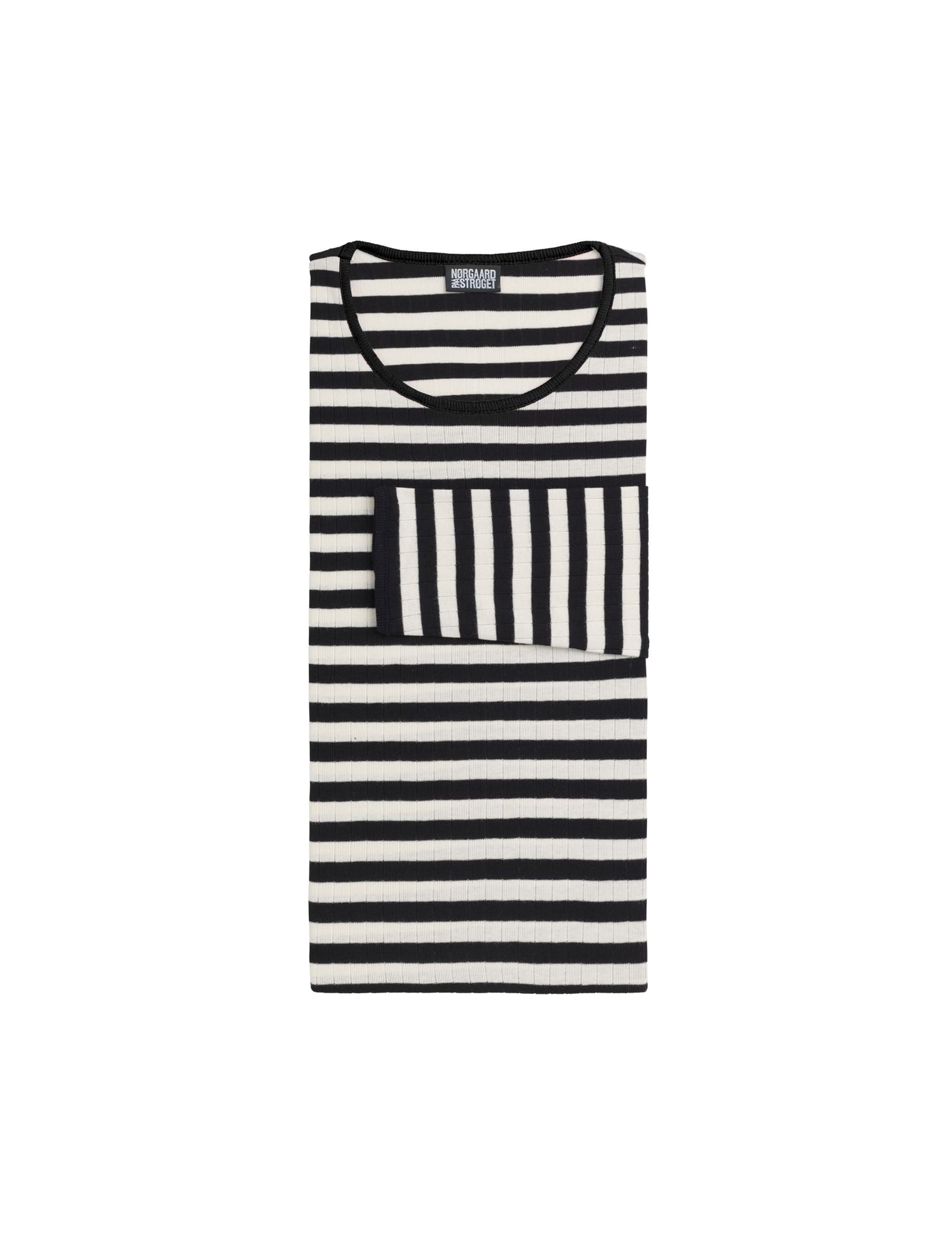 Long-sleeved #101 T-shirt in black and ecru stripes