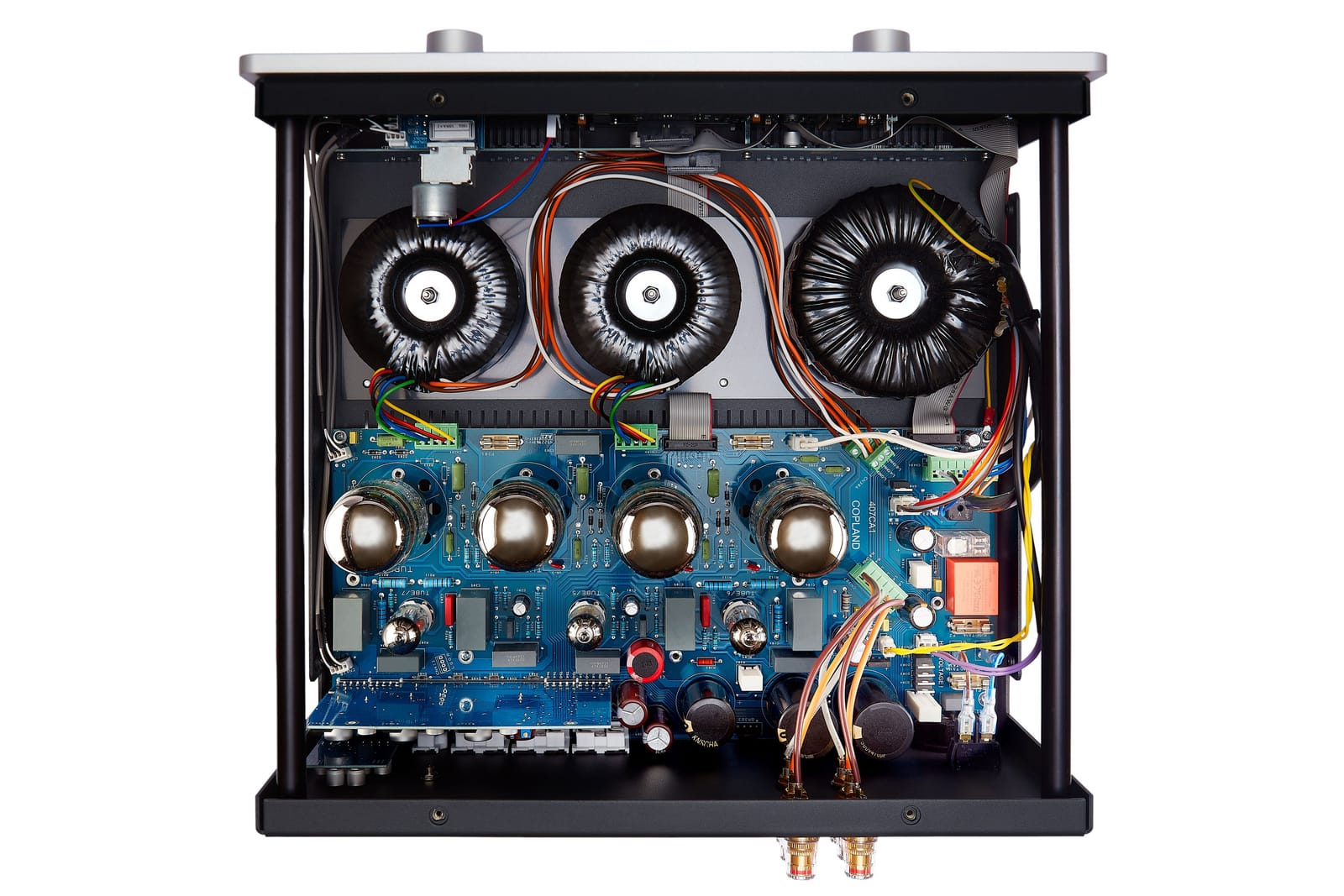 Inside the CTA407, with its output valves and toroidal transformers