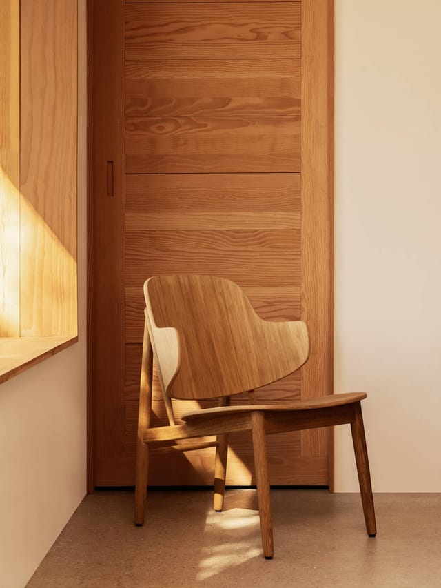 The Penguin lounge chair in oak