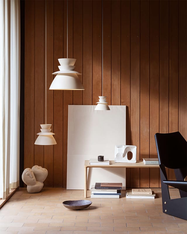 Sundowner pendants in white, in three sizes