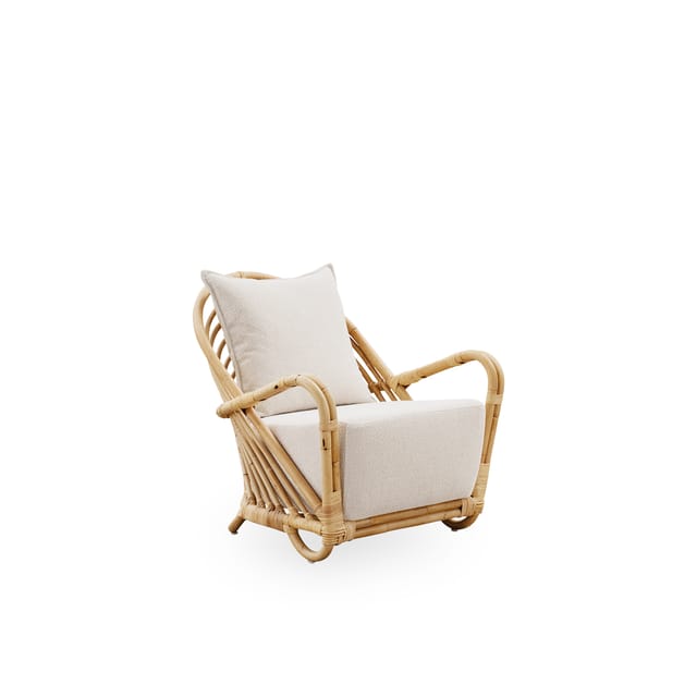 Charlottenborg chair in natural rattan with cushions