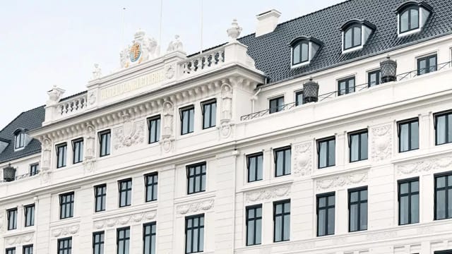 The façade on Kongens Nytorv