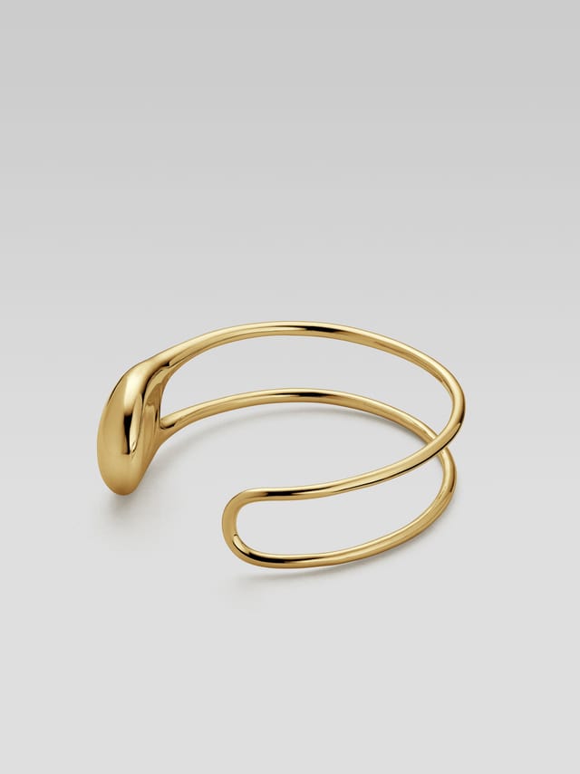 The Hera open bracelet in 18k gold