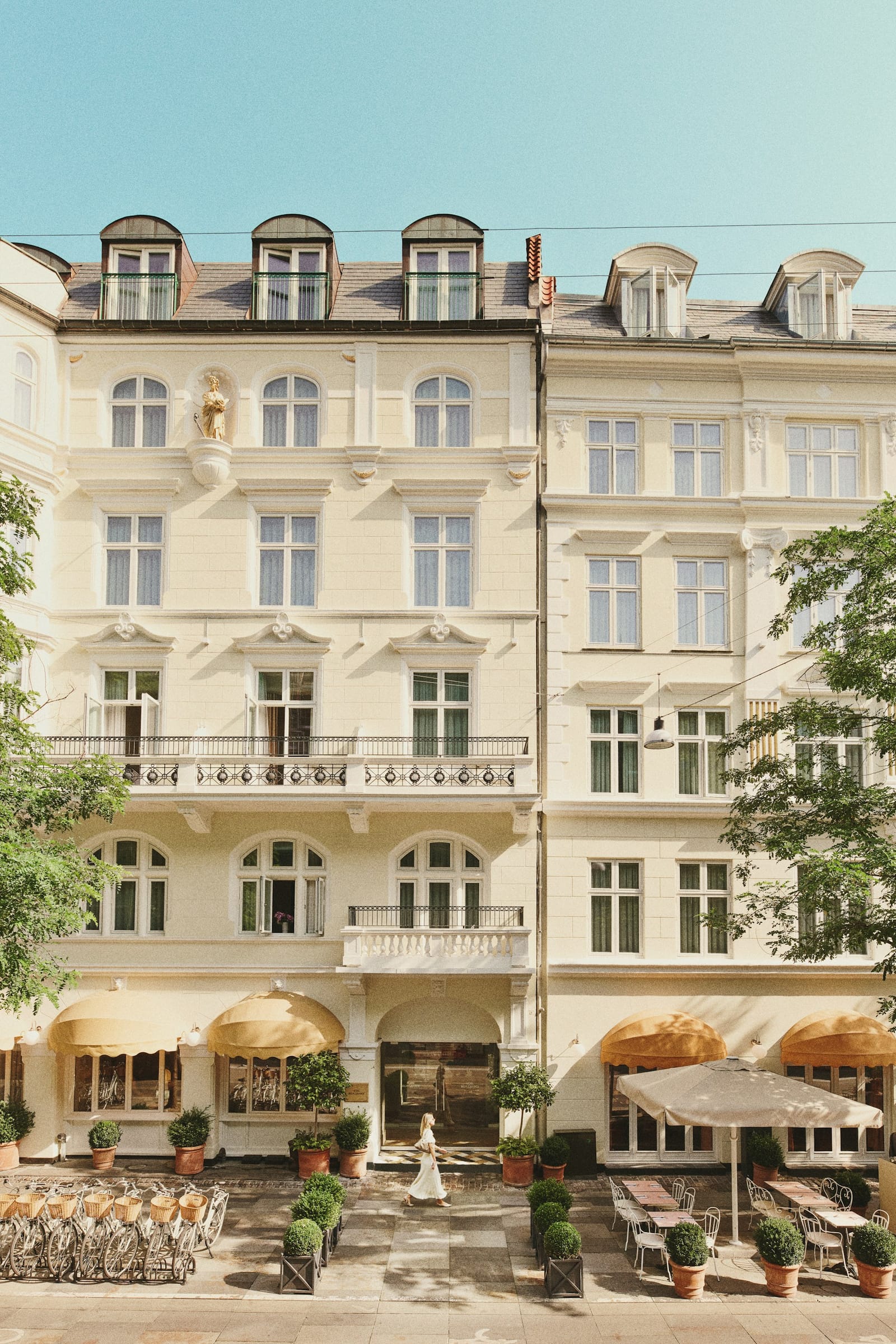 The façade on Vester Voldgade