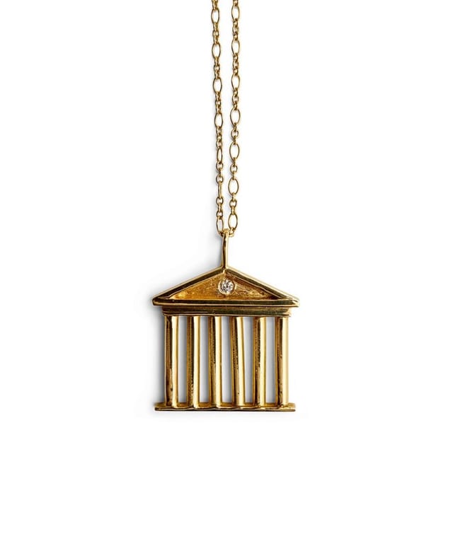Acropolis necklace in 18 carat gold