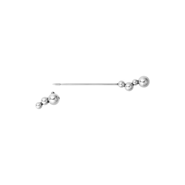 A sterling silver brooch
