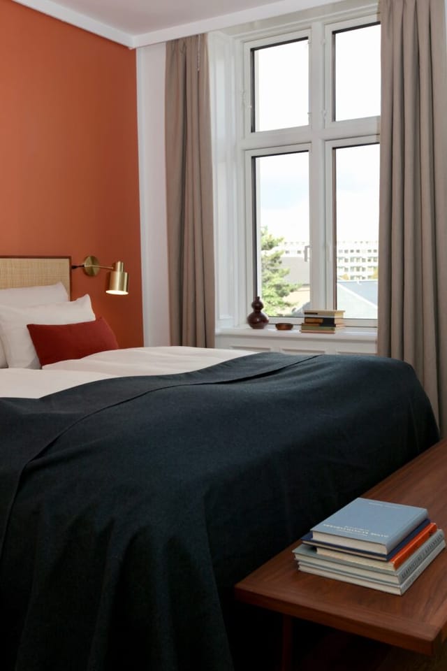 The Jens Risom room